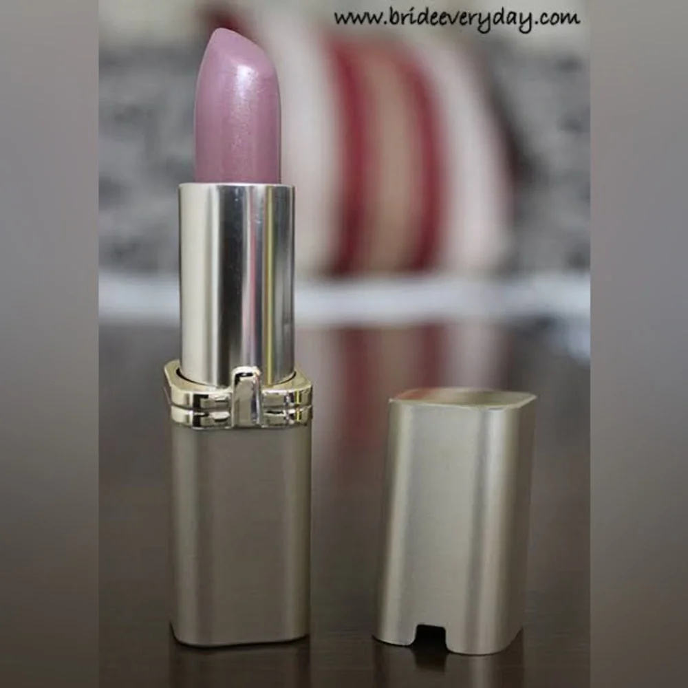 L’Oréal Colour Riche Lipstick 861 Taffeta NWT